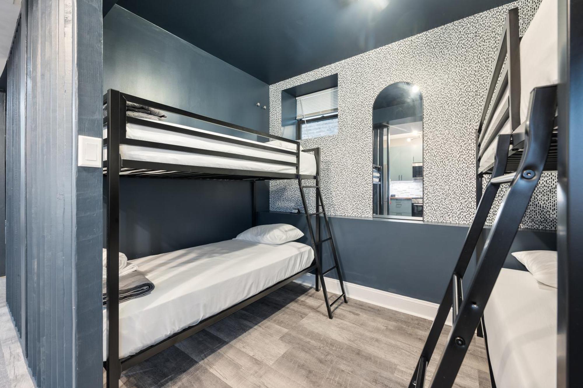 Wrigleyville Suites Chicago Exteriör bild